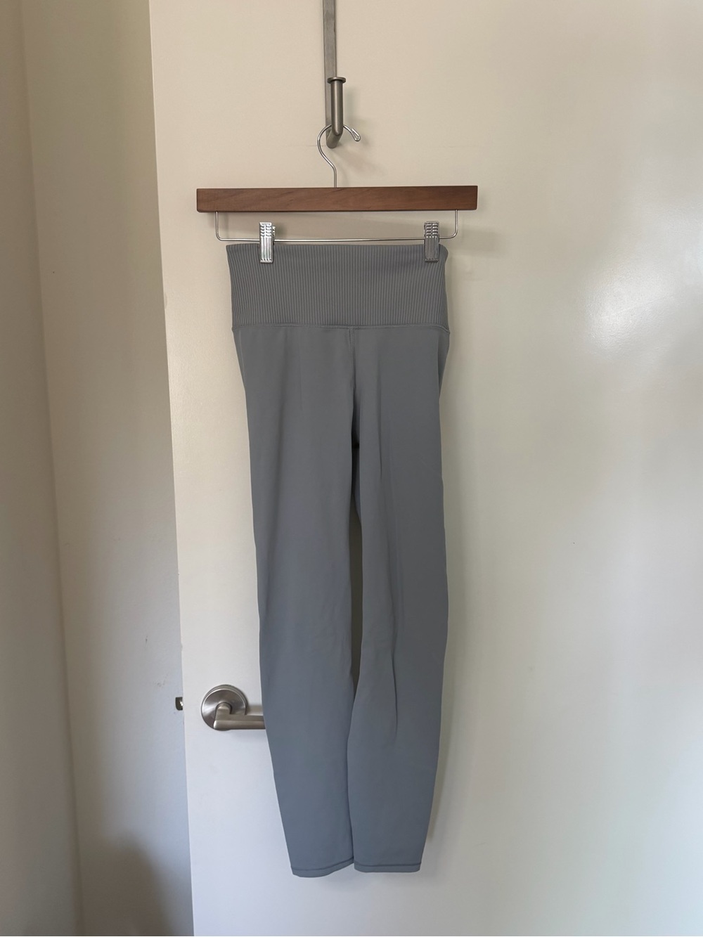 Vuori Light Blue Rib Studio Leggings